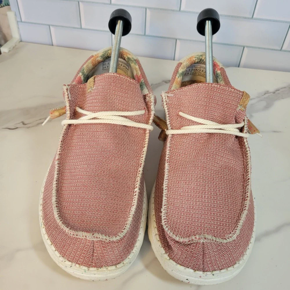 Hey Dude Wally Sox Redwood Mens Size 9 Slip On Loafers 112476855 Pink Casual